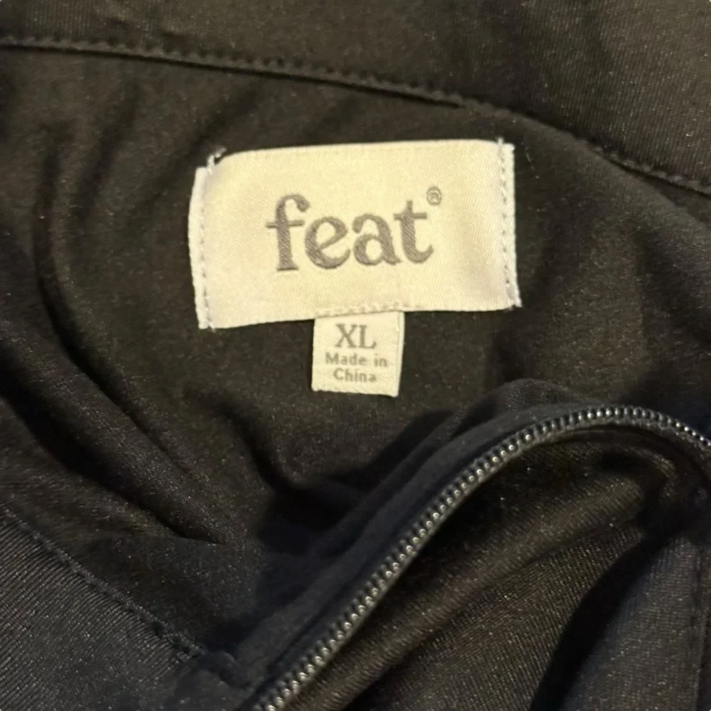 NWT Unisex feat Classic Black Quarter-Zip Pullover Size XL